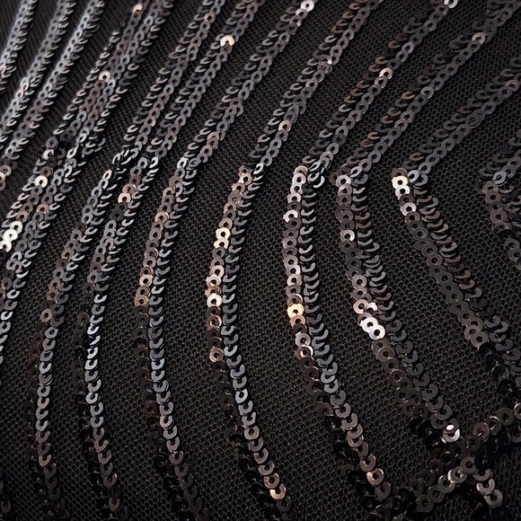 Elegant Black Sequin Gown - Picture 6 of 8